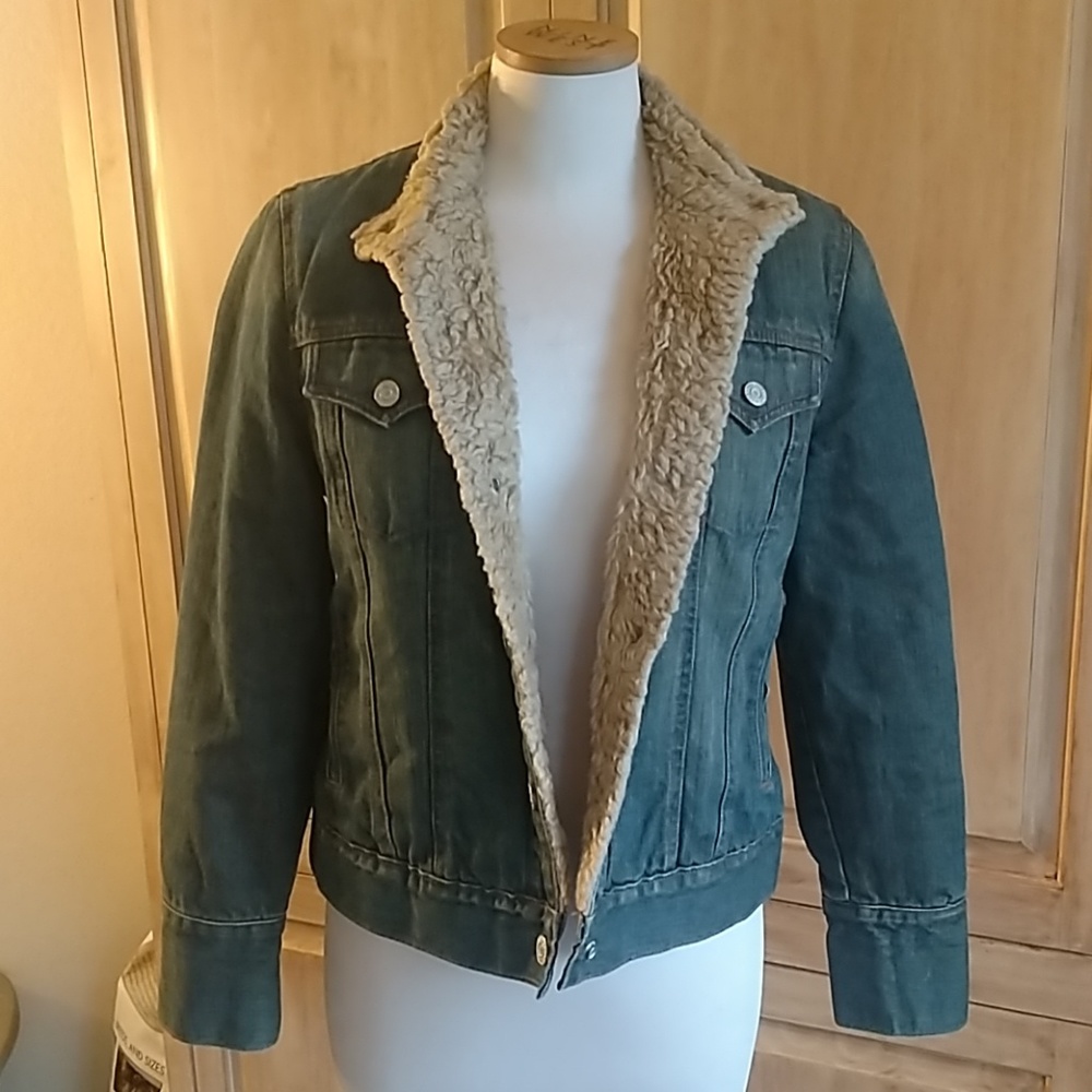 GAP Denim jacket with faux Sherpa lining